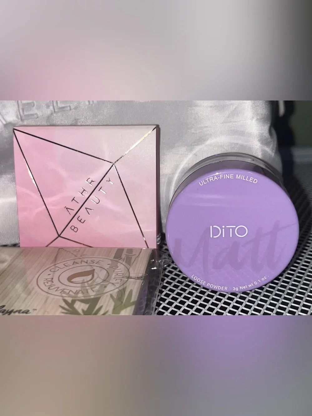Combo of 2 Foundations and 2 Powders and Oil Absorbing Sheets